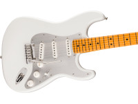 Fender American Ultra II Stratocaster Maple Fingerboard Avalanche Fender American Ultra II Stratocaster Maple Fingerboard Avalanche